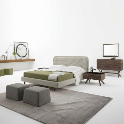 Ensemble de chambre à coucher 5 pièces Lit double de luxe 2 tables de chevet de luxe Commode avec miroir