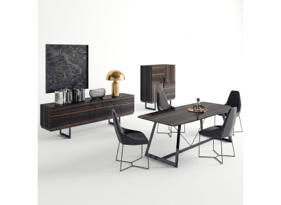 Ensemble de salle à manger 7 pièces: table à manger de luxe, 4 chaises design, commode et buffet.