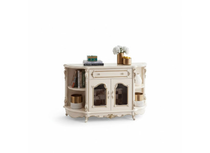 Buffet dans le salon mobilier classique pour l'aménagement intérieur.