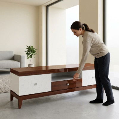 Meuble TV bas dans le salon Meuble TV de luxe en bois pour le salon Cabinet TV
