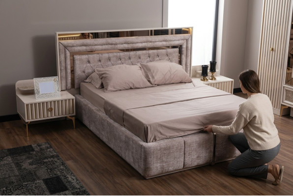 Taupes Ensemble de chambre à coucher Mobilier de designer Lit double Tables de chevet Mobilier en bois