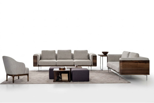 Ensemble de salon de luxe au design moderne comprenant 2 canapés avec fauteuil assorti.