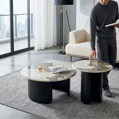 Table basse de luxe en marbre pour salon. Design de table basse en marbre pour salle de séjour. Nouveau meuble de salon.