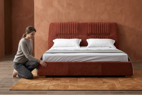 Design Lit double rouge Structure de lit e Lits Lit en bois en Textile Chambre Lit