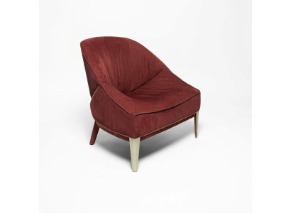 Fauteuil design rouge Pieds en bois Fauteuil en tissu Place assise unique Mobilier de salon