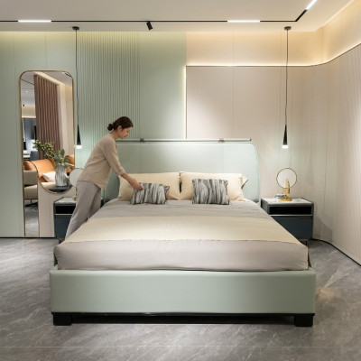 Ensemble de chambre de luxe Lit double moderne avec 2 tables de chevet Design 3 pièces complet.