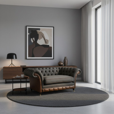 Fauteuil Chesterfield uni beige-brun pour salon en tissu.