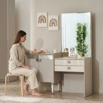 Meuble de coiffeuse de luxe pour chambre avec miroir design en bois moderne