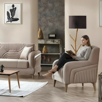 Fauteuil beige au design moderne rembourré pour le salon
