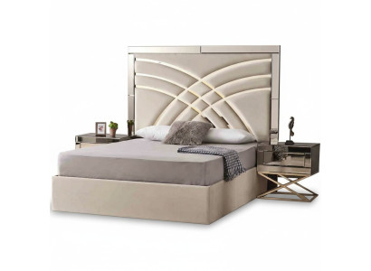 Mobilier de chambre beige Lit textile de luxe en bois 2x tables de chevet 3 pièces.