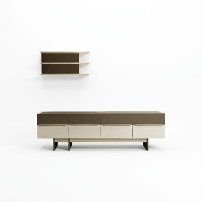 Ensemble de salon beige-brun en bois, meubles nobles, buffet, étagère murale.