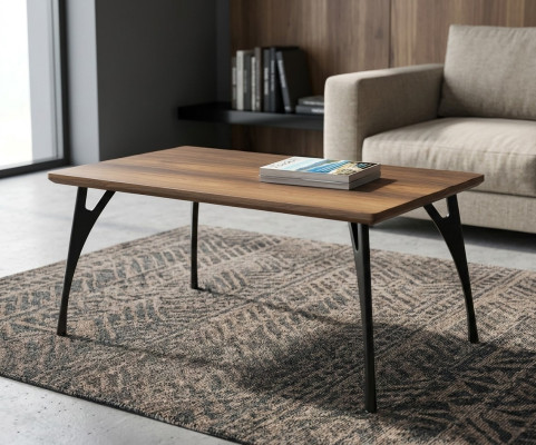 Table basse marron en bois pour bureau
