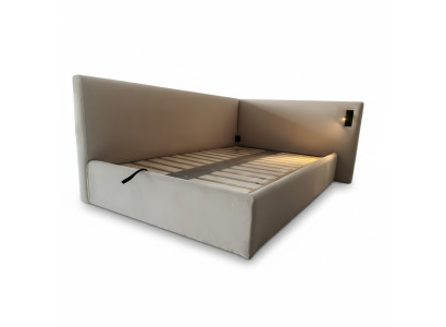 Lit beige avec un style moderne d'hôtel, éclairage LED et tête de lit luxueuse