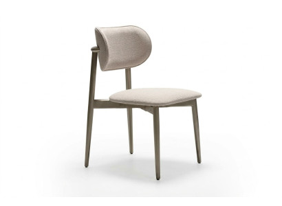 Chaise en tissu beige élégante pour le salon et la salle à manger