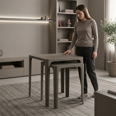 Table en bois moderne et élégant beige