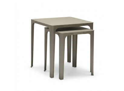 Table en bois moderne et élégant beige