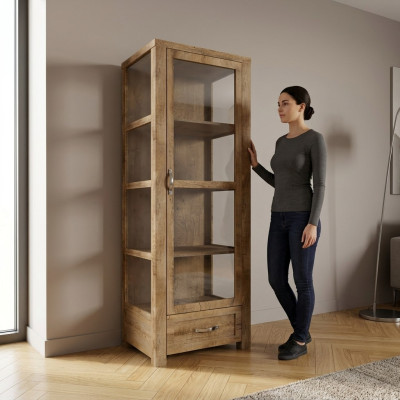 Vitrine beige élégante, espace de rangement intemporel
