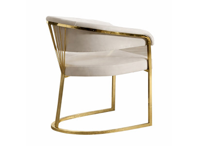 Eleganter Stuhl mit goldfarbenem Metallrahmen und weißem Sitzbezug