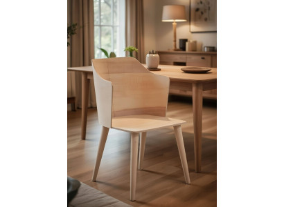 Komfortabler Holzstuhl mit ergonomischer Rückenlehne für optimalen Sitzkomfort