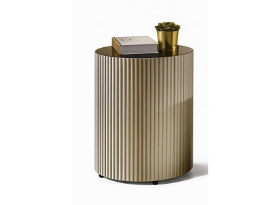 Eleganter Beistelltisch mit strukturiertem Design und gold Akzent
