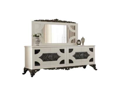 Klassisches Sideboard mit Spiegel für helle Räume