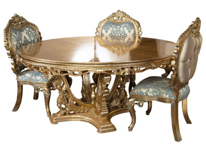 Klassischer Esstisch mit elegantem Design für stilvolle Esszimmer