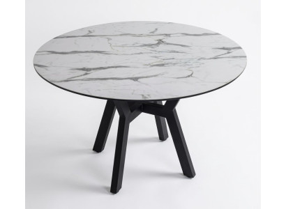 Esstisch aus Holz im modernen, eleganten Design für Ihr Esszimmer