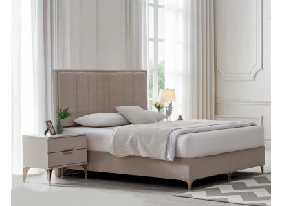 Elegante Beige Schlafzimmer Garnitur Polsterbett 2x Nachttische