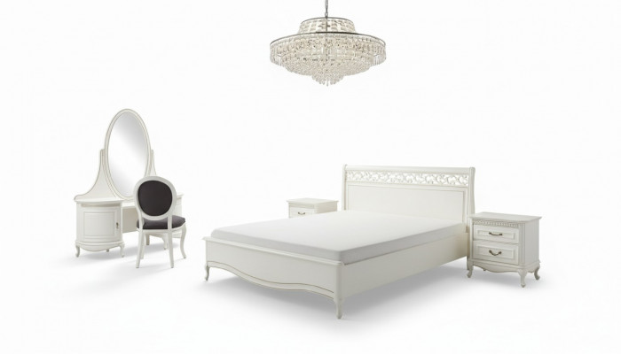 Ensemble de lit de luxe exclusif 5 pièces de style italien avec lit double design.