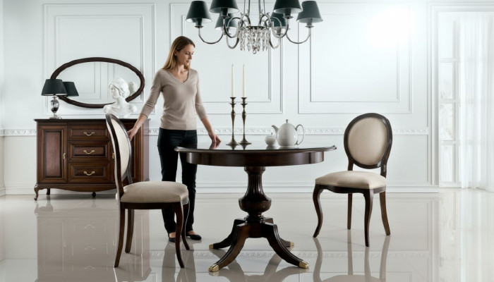 Table r classique avec 2 chaises Chaises royales Tables table ronde table en bois - Vérone