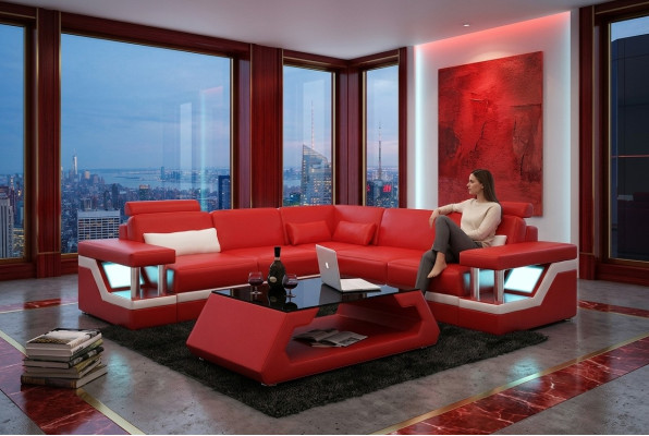 Canapé d'angle de salon en cuir avec un design moderne pour la décoration d'intérieur.