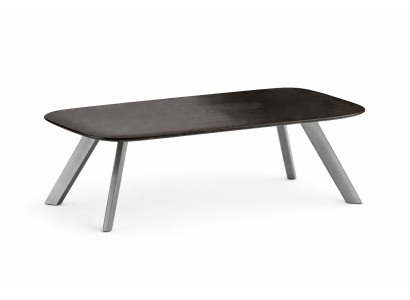 Moderner Schreibtisch aus dunklem Holz mit eleganten Metallbeinen