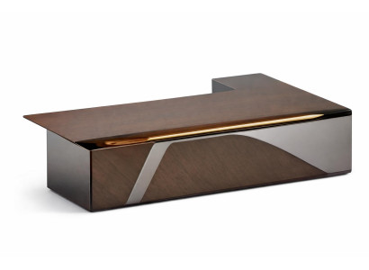 Moderner Schreibtisch aus Holz und Metall mit eleganten Akzenten
