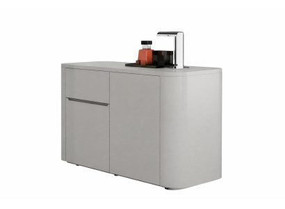 Modernes Sideboard mit minimalistischer Teestation und Stauraum