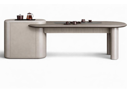 Moderner Esstisch mit eleganter Beleuchtung und minimalistischer Form