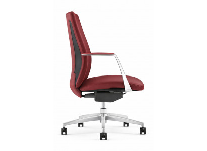 Ergonomischer Chefsessel in Rot mit Metallgestell und Armlehnen