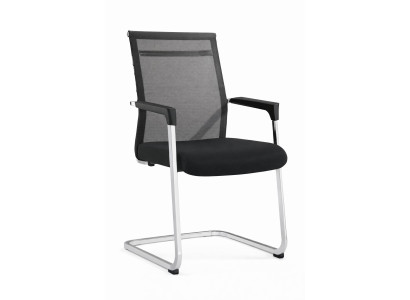 Eleganter Konferenzstuhl mit Mesh-Rückenlehne und Metallgestell