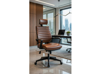 Komfortabler Bürostuhl mit ergonomischer Rückenlehne und Kunstlederbezug