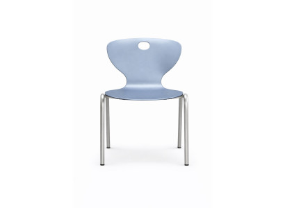 Moderner Schulstuhl in Blau mit ergonomischer Form und Metallbeinen