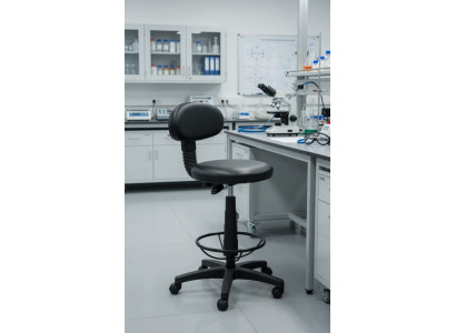 Ergonomischer Bürosessel mit verstellbarer Höhe und Rückenlehne