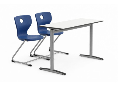 Moderne Schulbank mit ergonomischen Stühlen und robustem Metallgestell