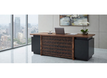 Eleganter Schreibtisch aus Holz und Metall mit besonderer Front
