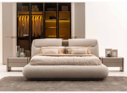 Luxusmöbel Schlafzimmer Bett mit Nachttische Designer Kleiderschrank