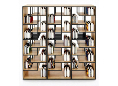 Modernes Bücherregal im skandinavischen Stil mit offenen Fächern