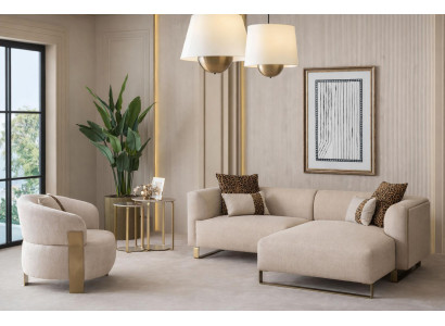 Elegante Wohnzimmer Set: Ecksofa Designer Sessel und Beistelltisch