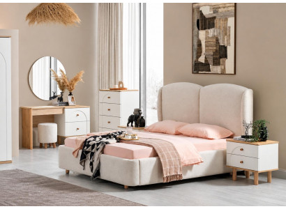 Skandinavisches Schlafzimmer-Set mit Bett, Spiegel, Kommode und Pouf