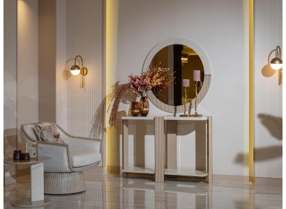 Beiges Wohnzimmer-Set Polstersessel praktischer Beistelltisch Konsole Spiegel