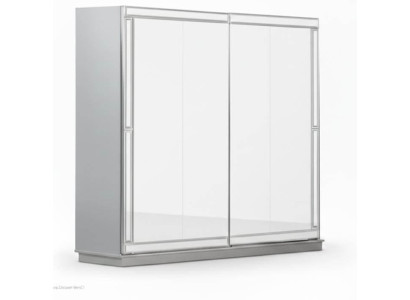 Geräumiger Kleiderschrank mit modernem Design und viel Stauraum