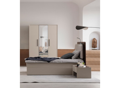 Moderne Schlafzimmer Möbel Beiges Textilbett Nachttische Holzschrank