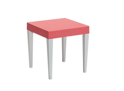 Quadratischer Rosa Kindertisch Robuste Verarbeitung Stilvoller Tisch